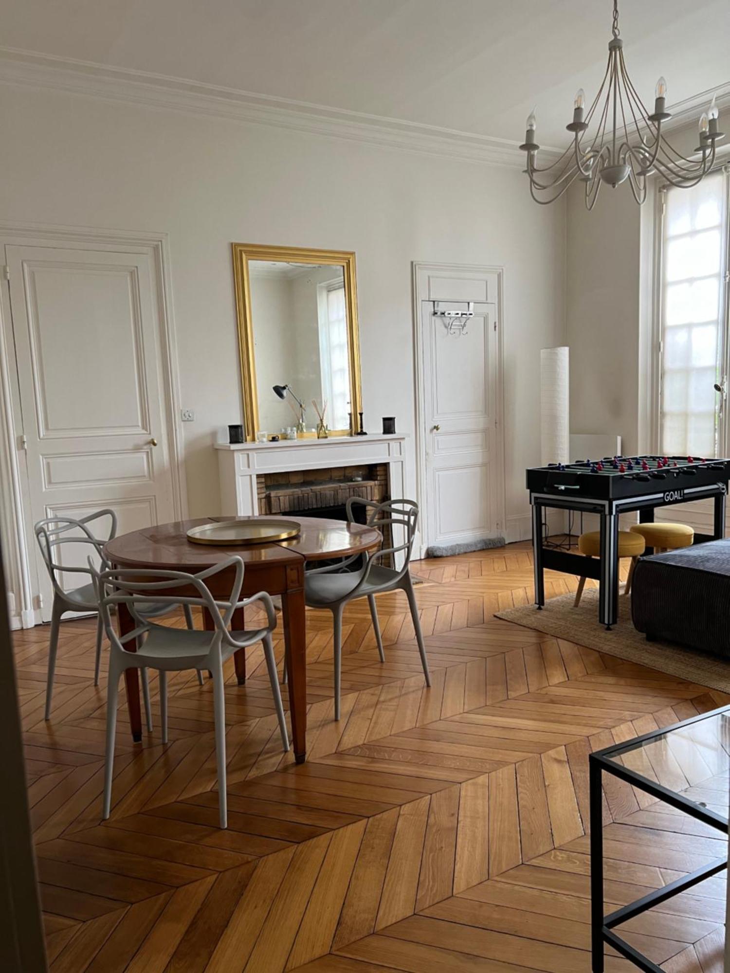 Grand Studio Lumineux En Plein Coeur De Versailles Exterior foto