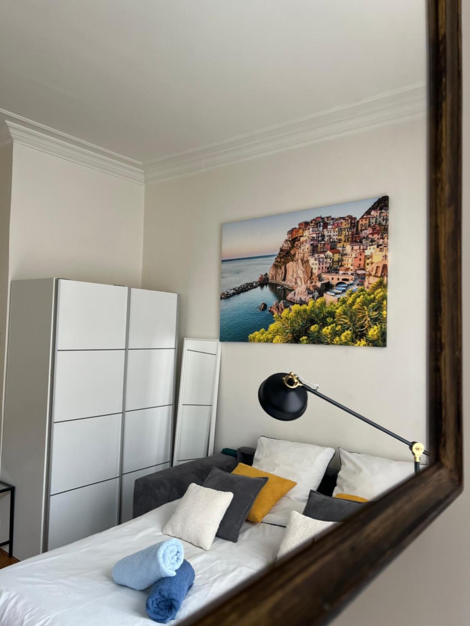 Grand Studio Lumineux En Plein Coeur De Versailles Exterior foto